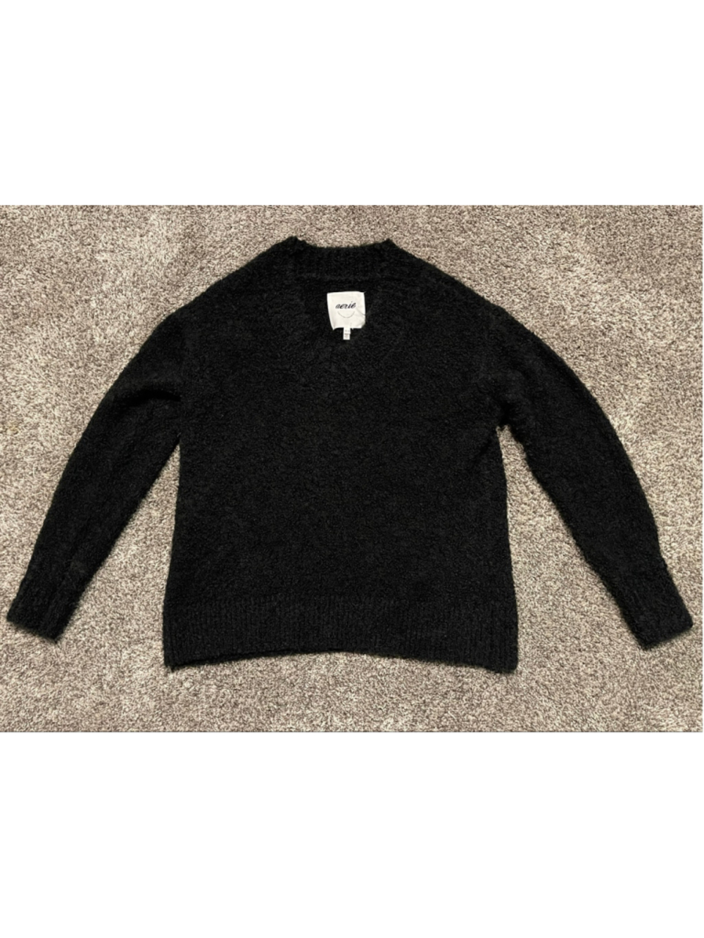 Aerie Women’s Cozy V-Neck Bouclé Knit Sweater, Size XS, Black, EUC
